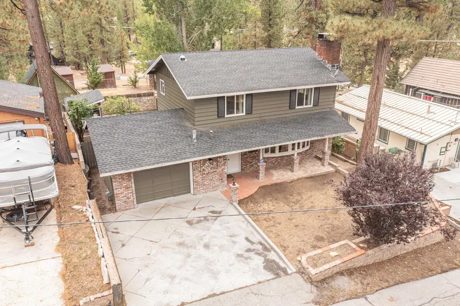 39935 Trail Of The Whispering Pines, Big Bear Lake, CA 92315 - #2