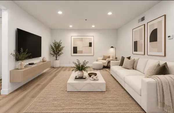 500 E Amado Road #212, Palm Springs, CA 92262