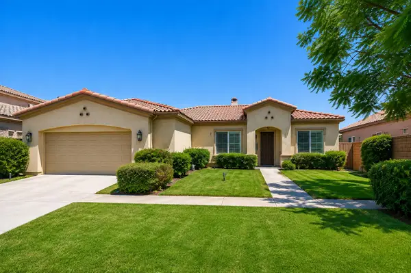 43322 Parkway Esplanade N, La Quinta, CA 92253