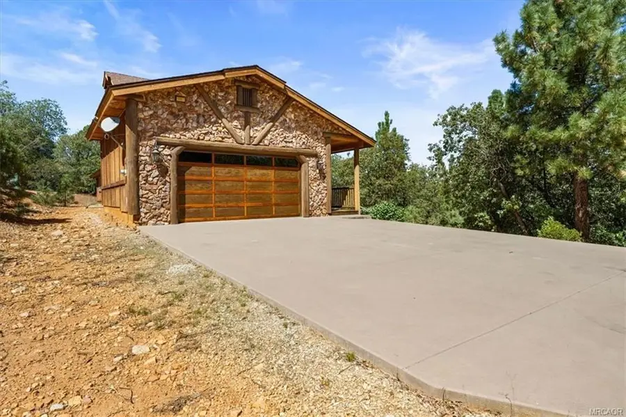 1147 Alameda Road, Big Bear City, CA 92314 - #3