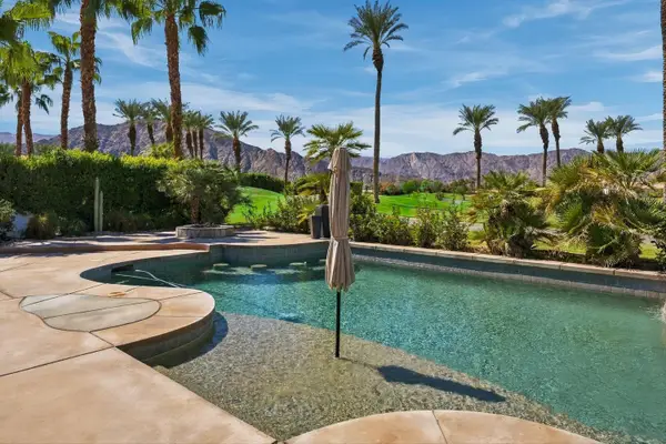 51701 Via Sorrento, La Quinta, CA 92253