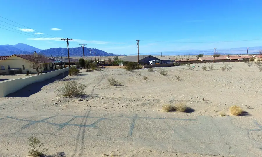 1518 Thunderbird Avenue, Thermal, CA 92274 - #3