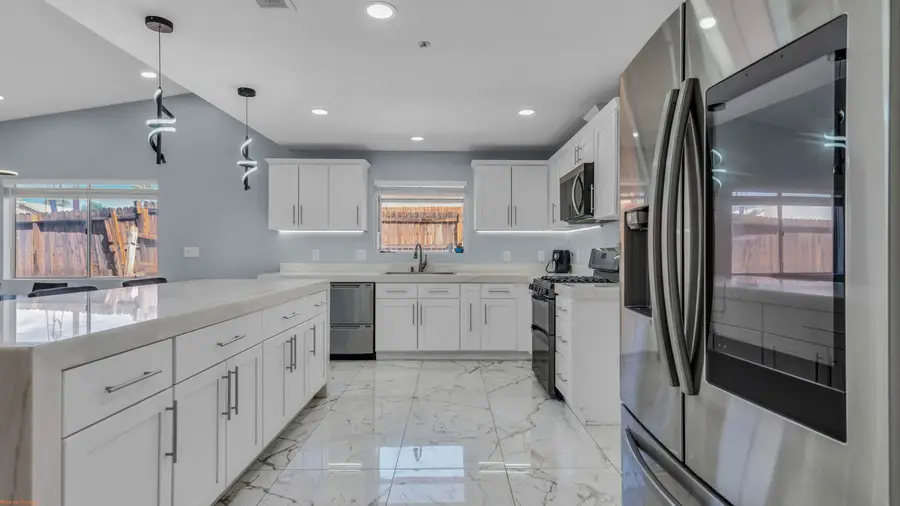 13765 Hermano Way, Desert Hot Springs, CA 92240 - #3