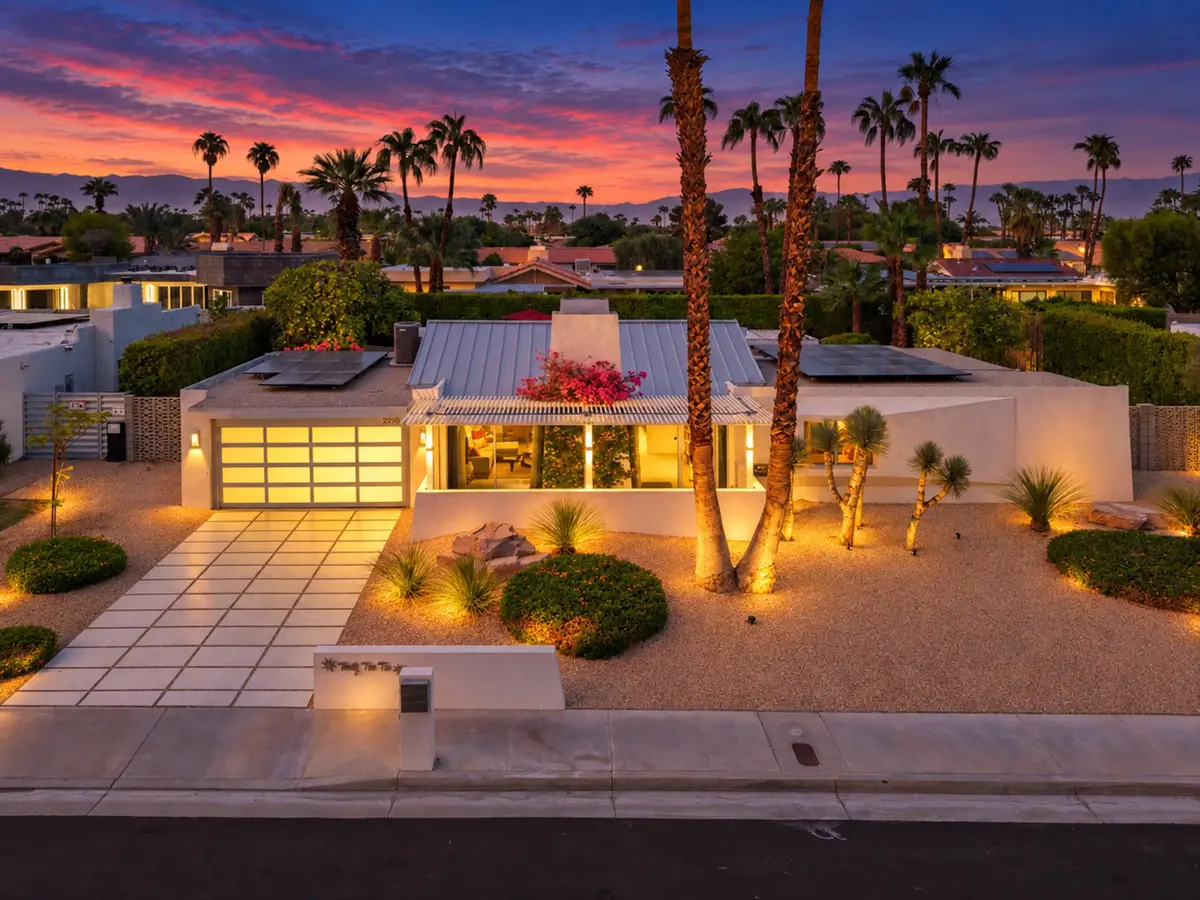 2210 E Calle Papagayo, Palm Springs, CA 92262 - #1