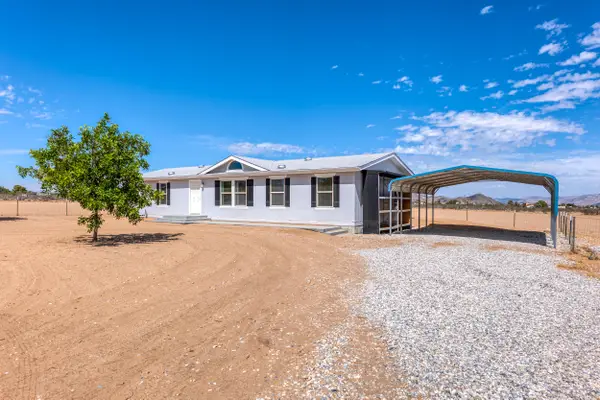 60382 Stearman Road, Landers, CA 92285