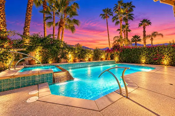 245 Strada Nova, Palm Desert, CA 92260