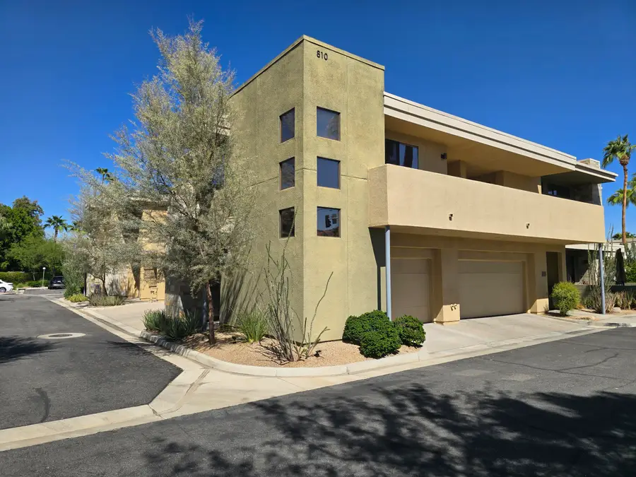 810 E Palm Canyon Drive #205, Palm Springs, CA 92264 - #2