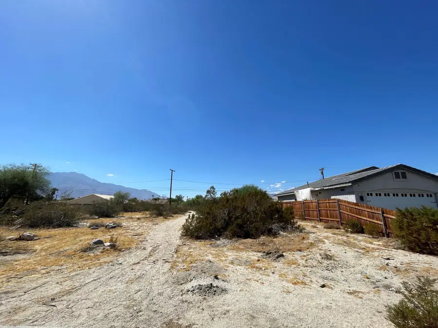 2 Avenida Monteflora, Desert Hot Springs, CA 92240 - #2