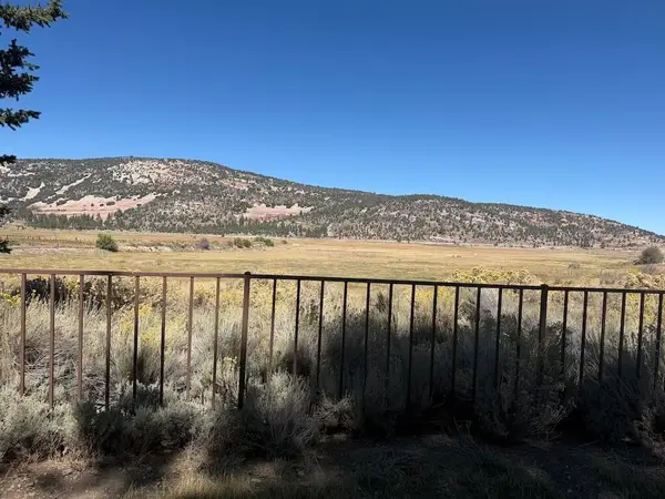 1025 E Fairway Boulevard, Big Bear City, CA 92314