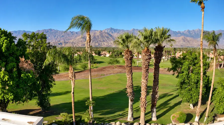 25 Avenida Andra, Palm Desert, CA 92260 - #3