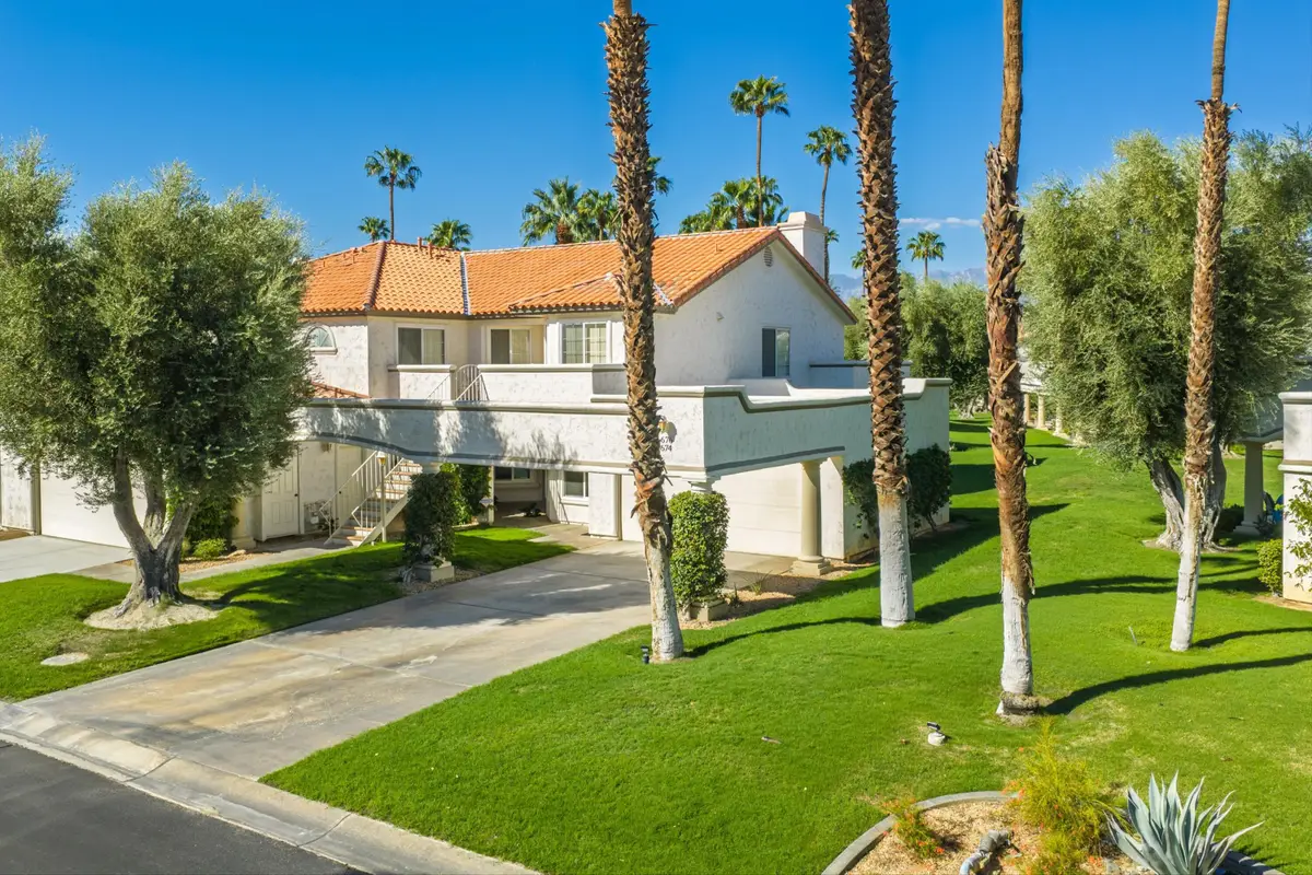 674 Vista Lago Circle N, Palm Desert, CA 92211 - #1
