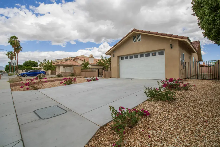 33450 Cathedral Canyon Drive, Cathedral City, CA 92234 - #2