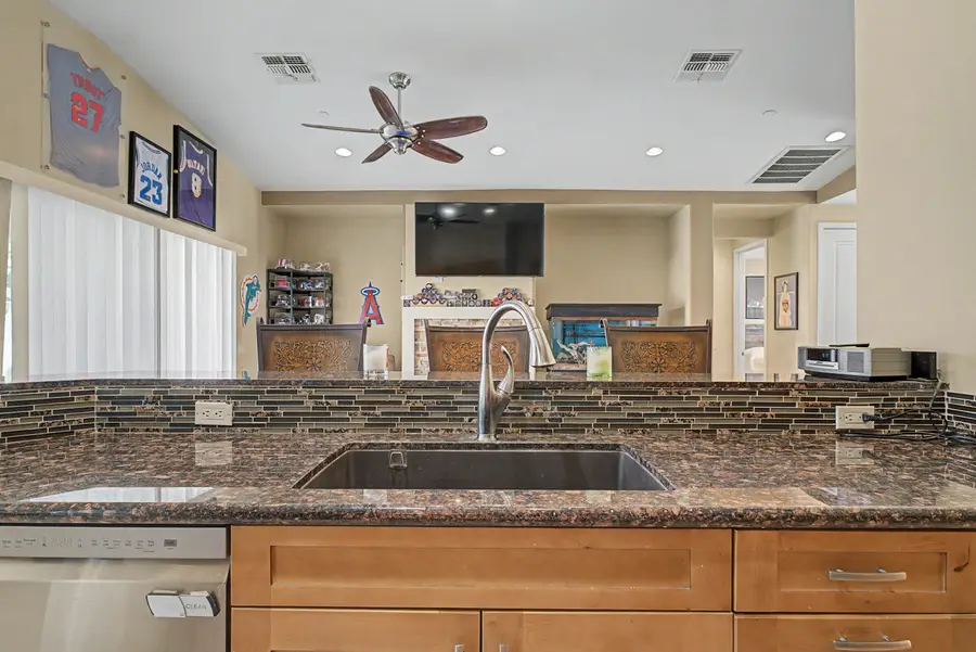 9371 Brookline Avenue, Desert Hot Springs, CA 92240 - #3