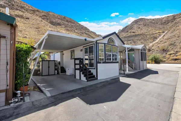 69333 E Palm Canyon Drive #32, Cathedral City, CA 92234