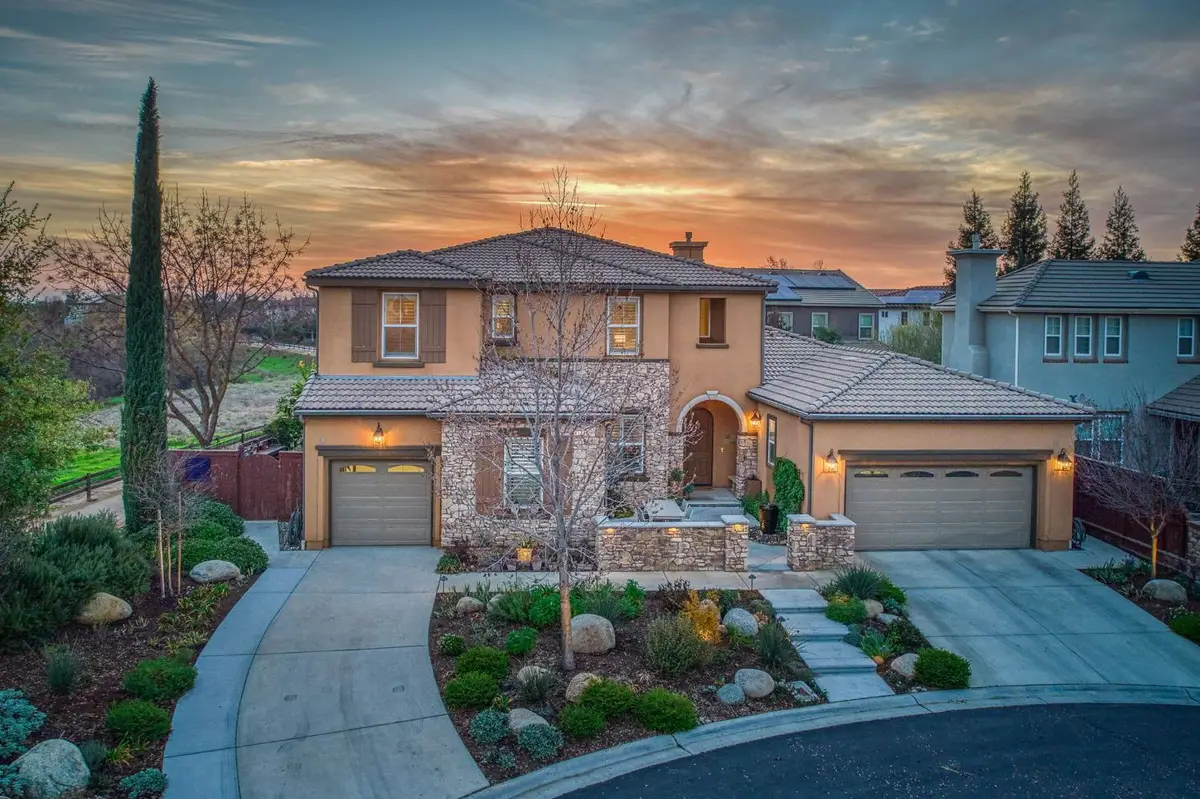 4199 N Quail Xing, Clovis, CA 93619 - Image #1