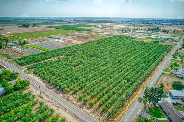 1581 S Temperance Avenue, Fresno, CA 93727