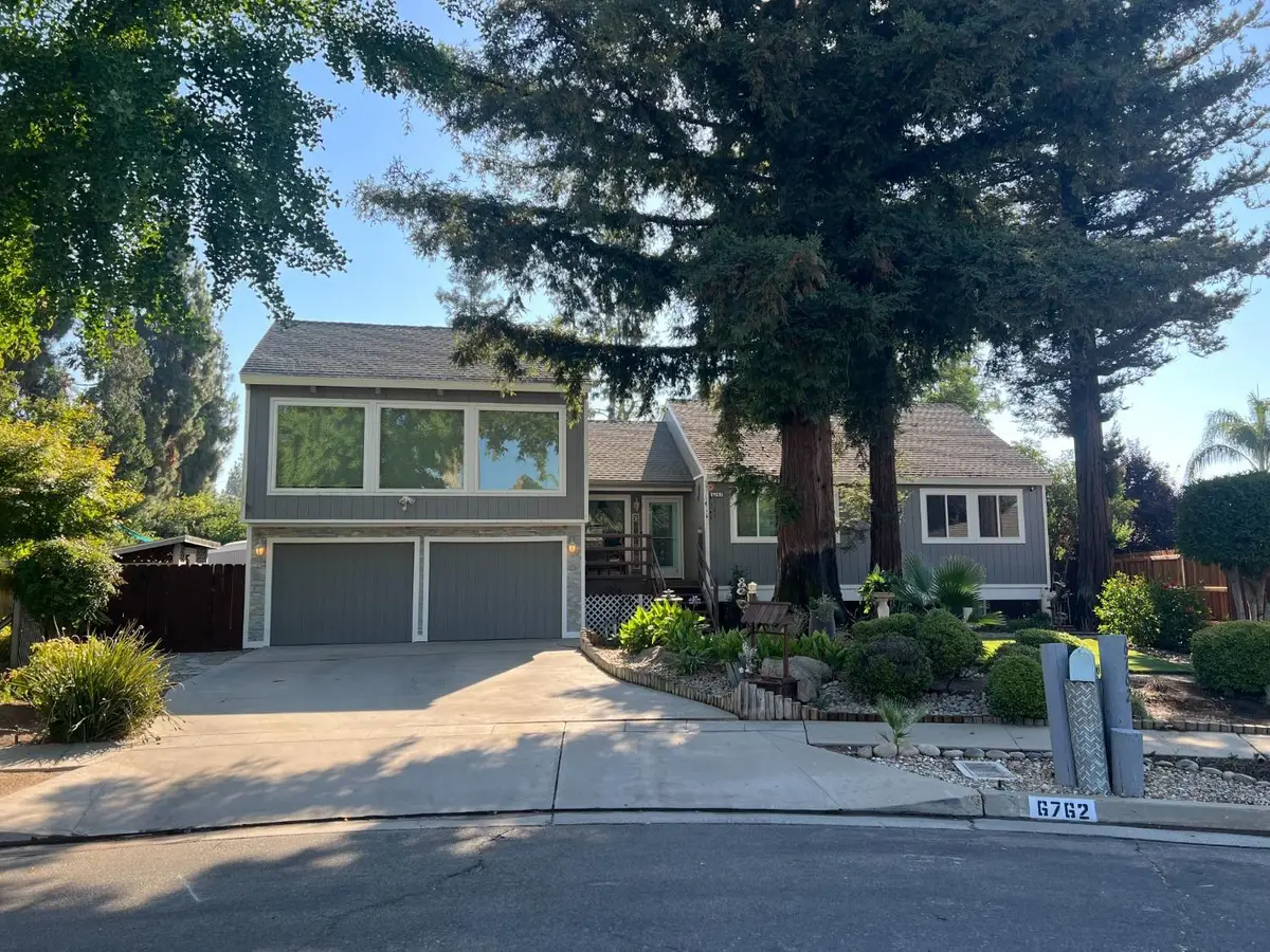 6762 N Knoll Avenue, Fresno, CA 93711 - Image #1
