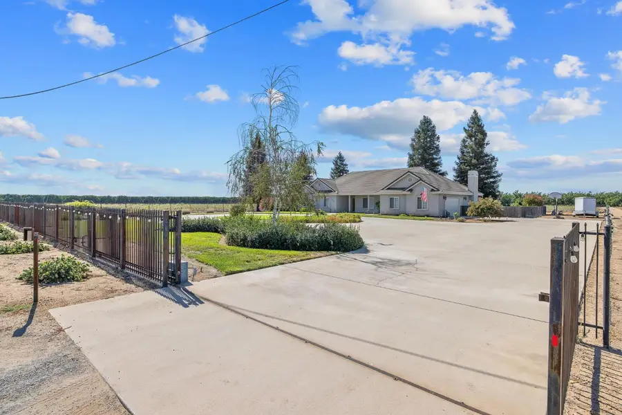 11543 Ave 388, Cutler, CA 93615 - Image #2