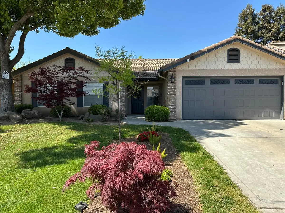 448 S Creek Dr, Madera, CA 93637 - Image #1