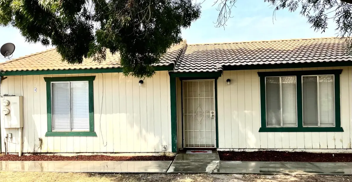 363 Florinda Street, Hanford, CA 93230 - Image #1