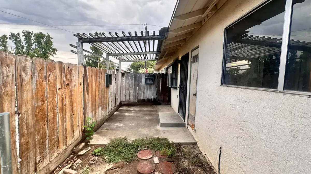 4002 E Dakota #104, Fresno, CA 93726 - Image #1