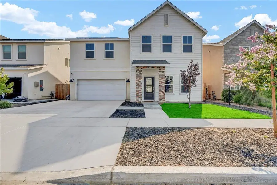 1769 N Jennie Lake Tl, Hanford, CA 93230 - Image #2