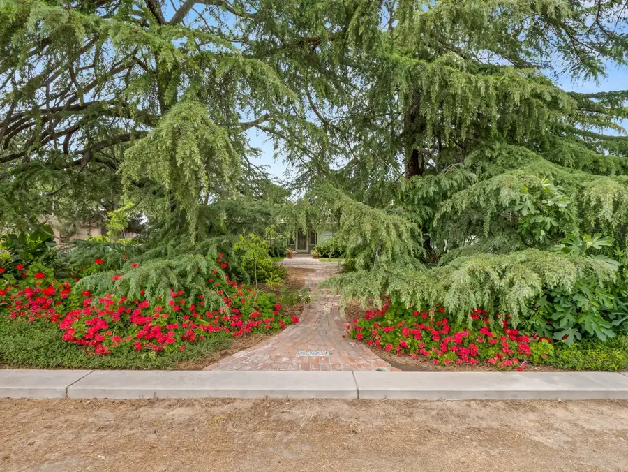 6043 N Forkner Avenue, Fresno, CA 93711 - Image #3