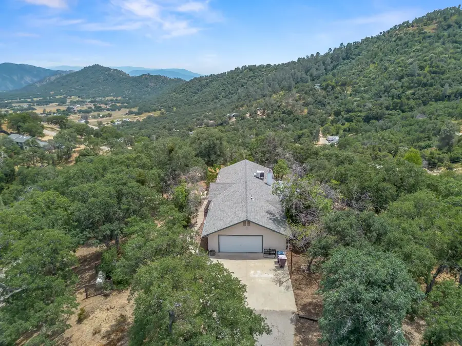 29290 Larkspur Road, Tollhouse, CA 93667 - Image #2