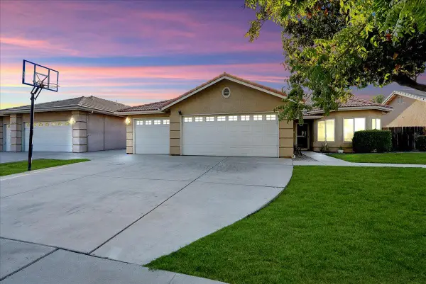 525 Mallard Avenue, Lemoore, CA 93245
