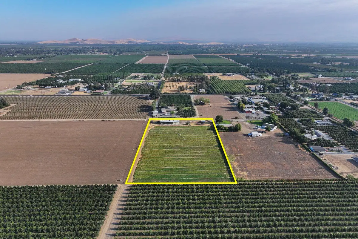 1187 W Marinette Avenue, Exeter, CA 93221 - Image #1