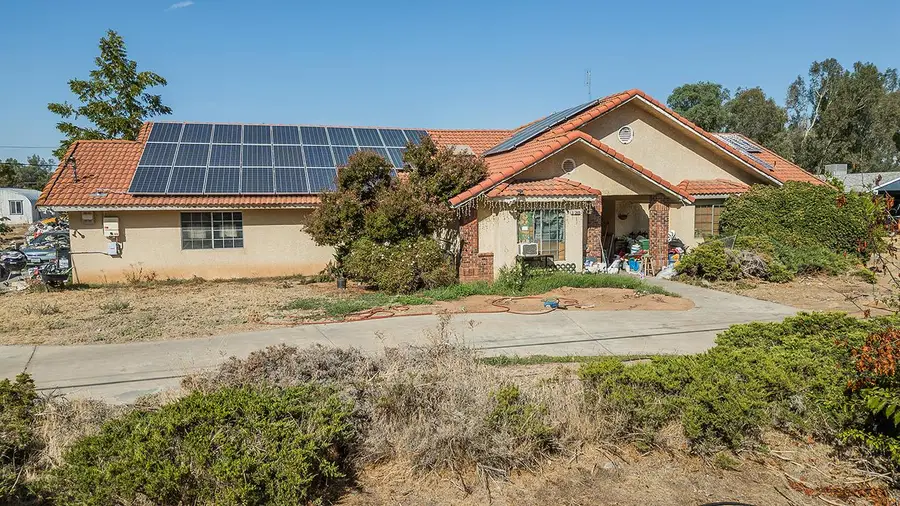 37249 Ave 12 1/4, Madera, CA 93636 - Image #3