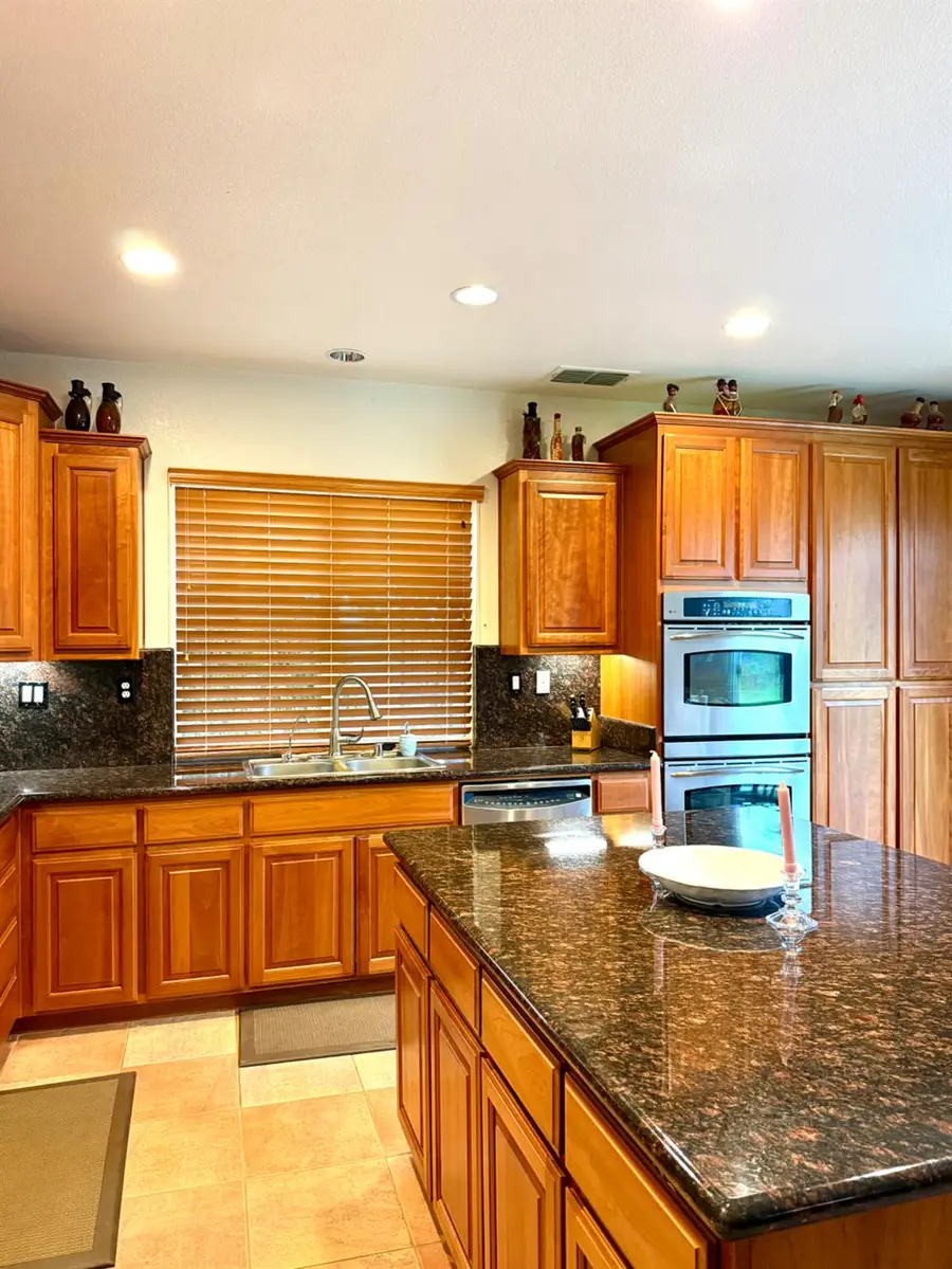 9200 Hunters Creek Way, Chowchilla, CA 93610 - Image #3