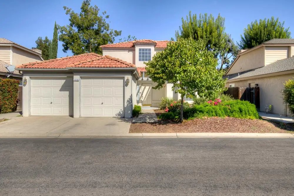 1318 E Bedford Avenue, Fresno, CA 93720 - Image #1