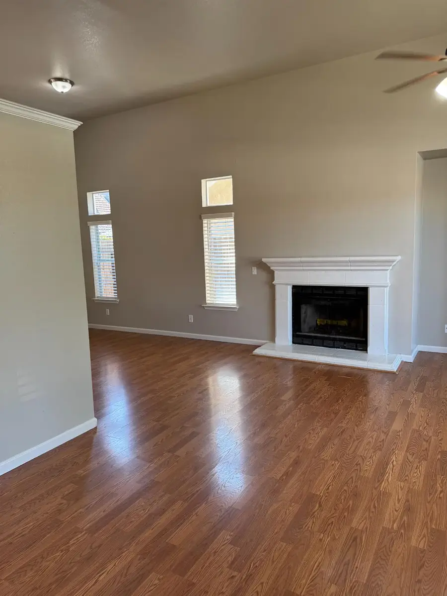 1863 E Ryan Lane, Fresno, CA 93720 - Image #2