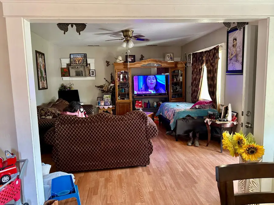 4585 E Balch Avenue, Fresno, CA 93702 - #2