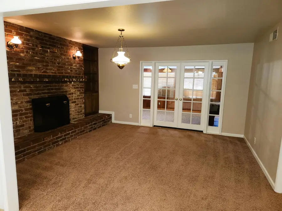 1198 E Palo Alto Ave, Fresno, CA 93710 - Image #3