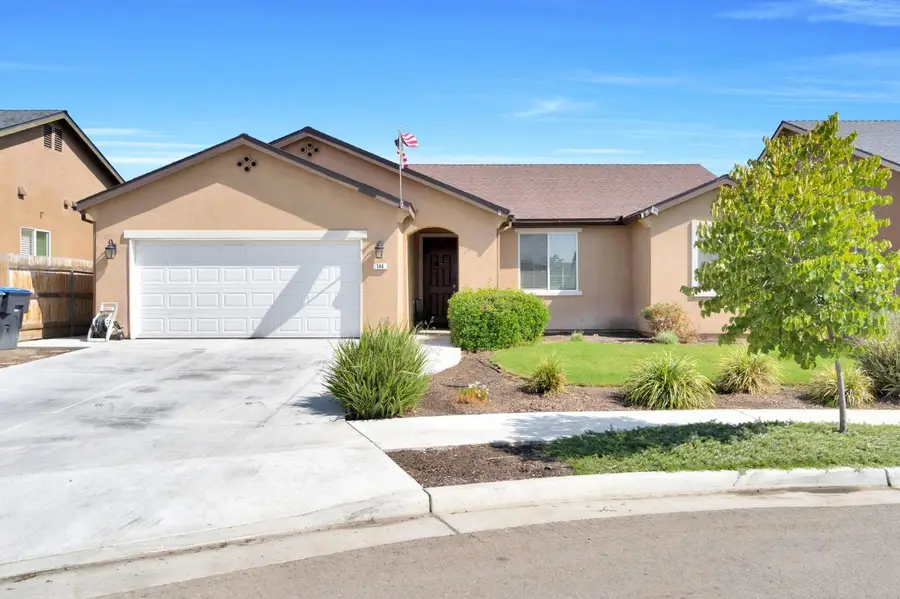 144 S Roeben Court, Visalia, CA 93291 - Image #2