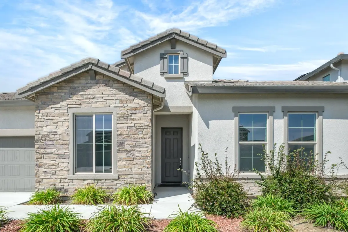 1257 Ridge Creek Estates Way, Dinuba, CA 93618 - Image #1