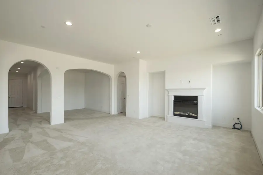 1257 Ridge Creek Estates Way, Dinuba, CA 93618 - Image #3