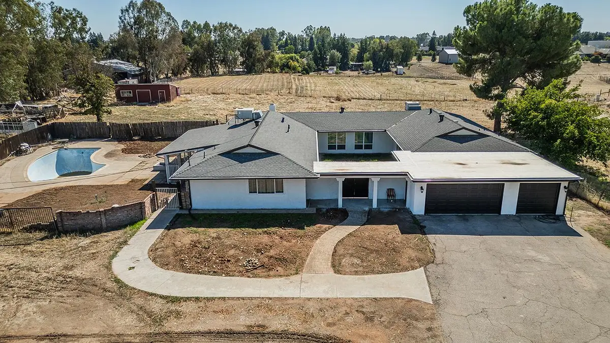 12277 E Herndon Avenue, Clovis, CA 93619 - Image #1