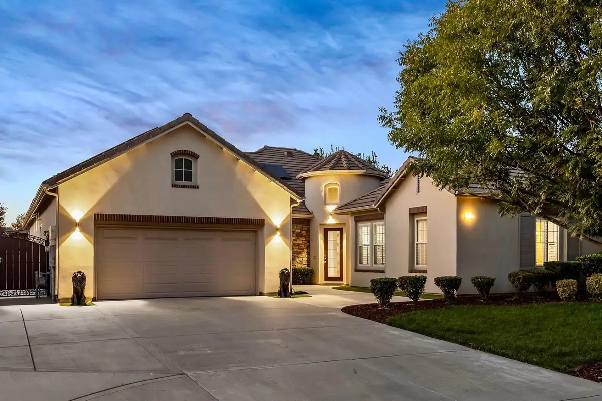 4183 N Bodega Bay Road, Clovis, CA 93619 - Image #1