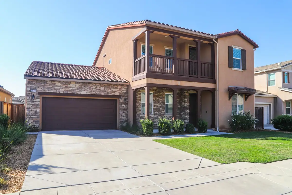 2638 Vartikian Avenue, Clovis, CA 93611 - Image #1