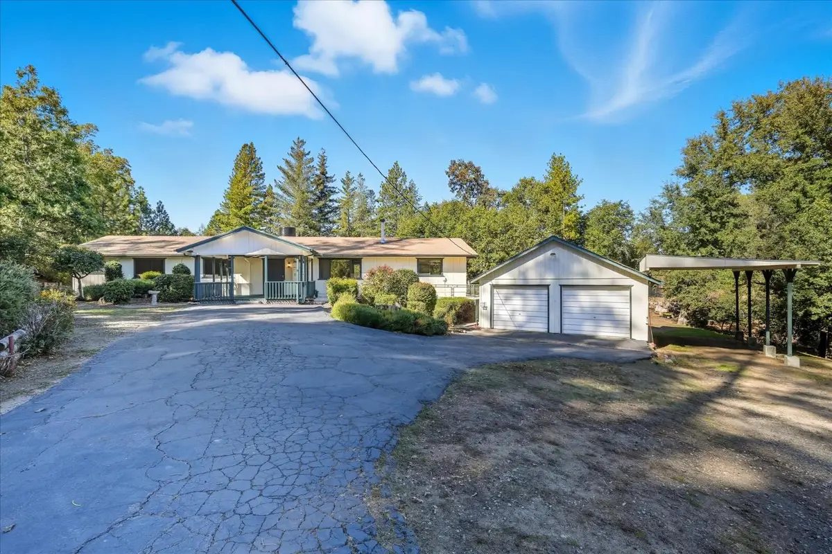38040 Wortham Road, Oakhurst, CA 93644 - Image #1