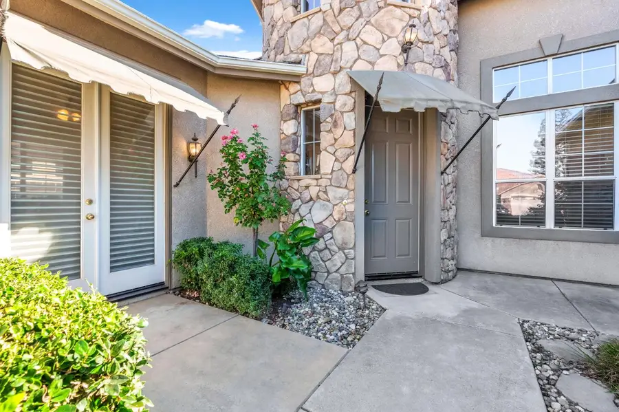 138 W Athens Avenue, Clovis, CA 93611 - Image #3