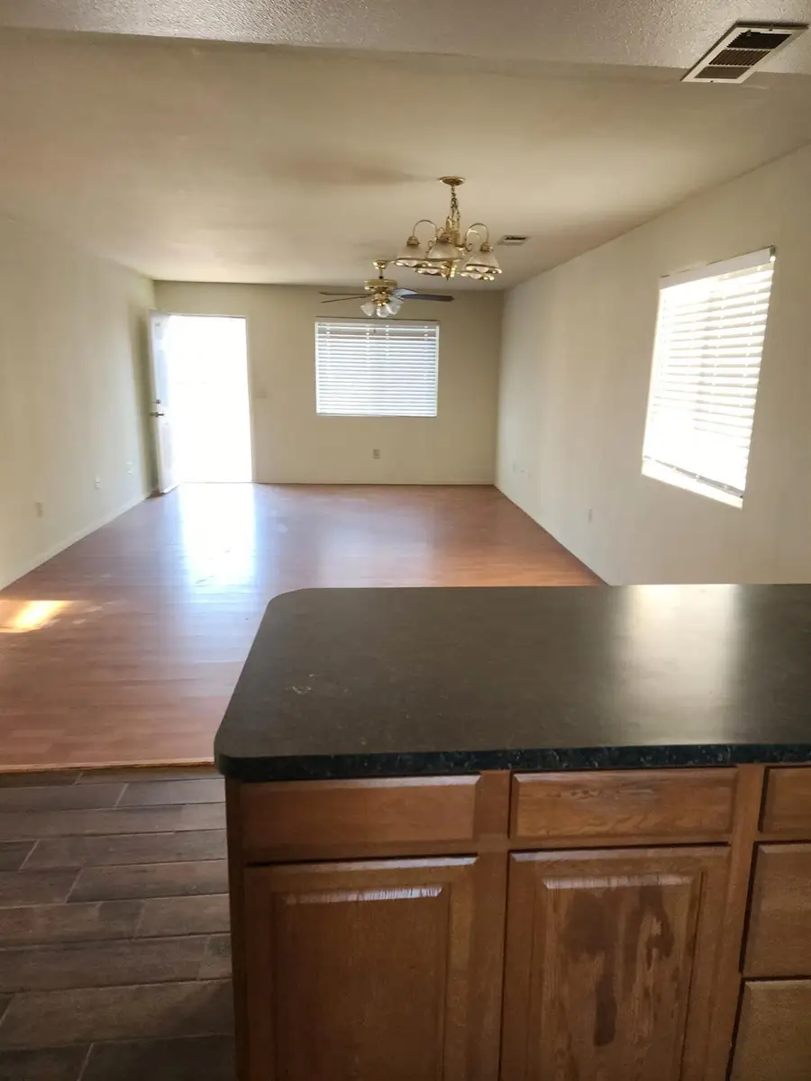10842 Railroad #D, Armona, CA 93202 - Image #3