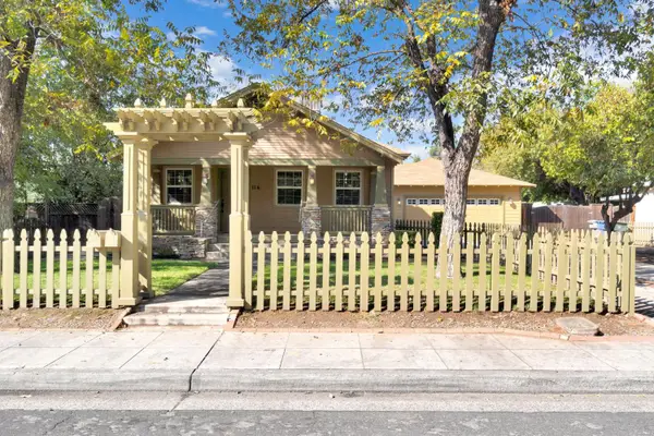 114 Dewitt Avenue, Clovis, CA 93612