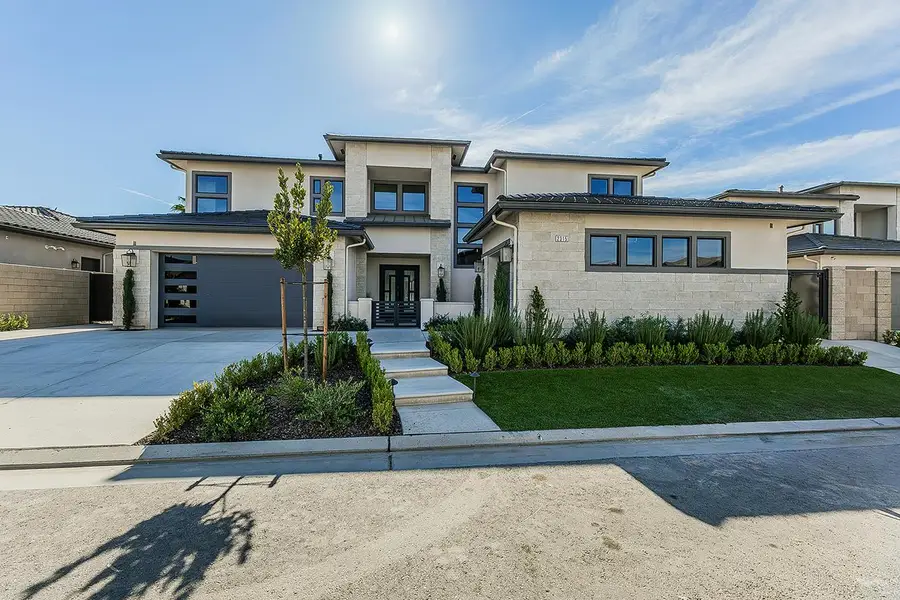 2315 E Courtside Drive, Fresno, CA 93730 - Image #2