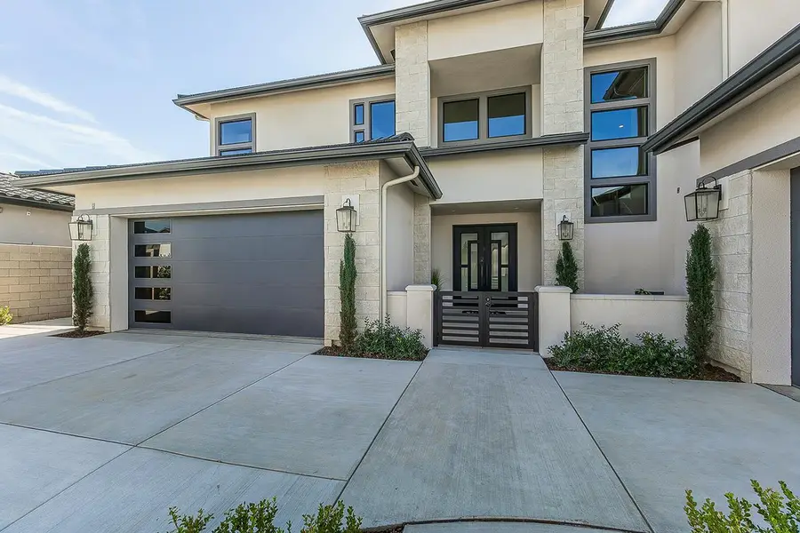 2315 E Courtside Drive, Fresno, CA 93730 - Image #3