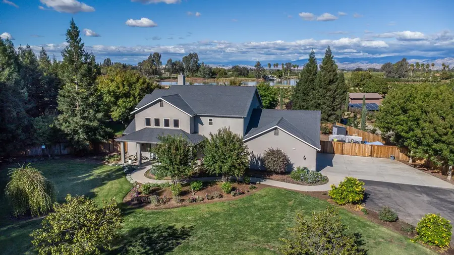 11722 E Ashlan Avenue, Sanger, CA 93657 - Image #2