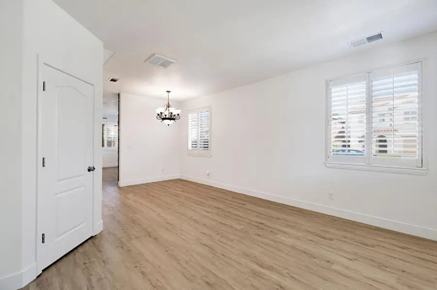 692 Blueberry Lane, Madera, CA 93638 - Image #3